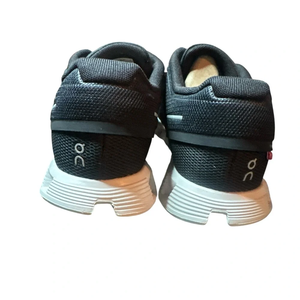 On Running Cloud 6 men’s Athletic Shoes - Picture 4 of 6